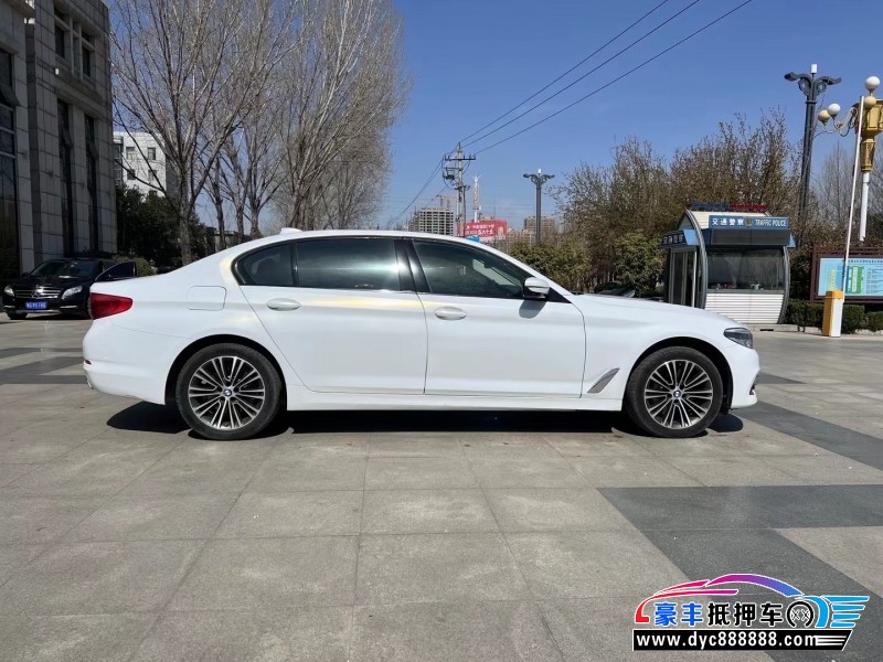 18年宝马5系轿车抵押车出售