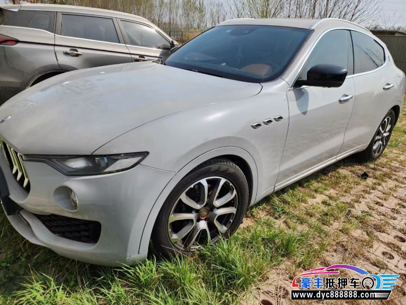 18年玛莎拉蒂莱万特轿车抵押车出售