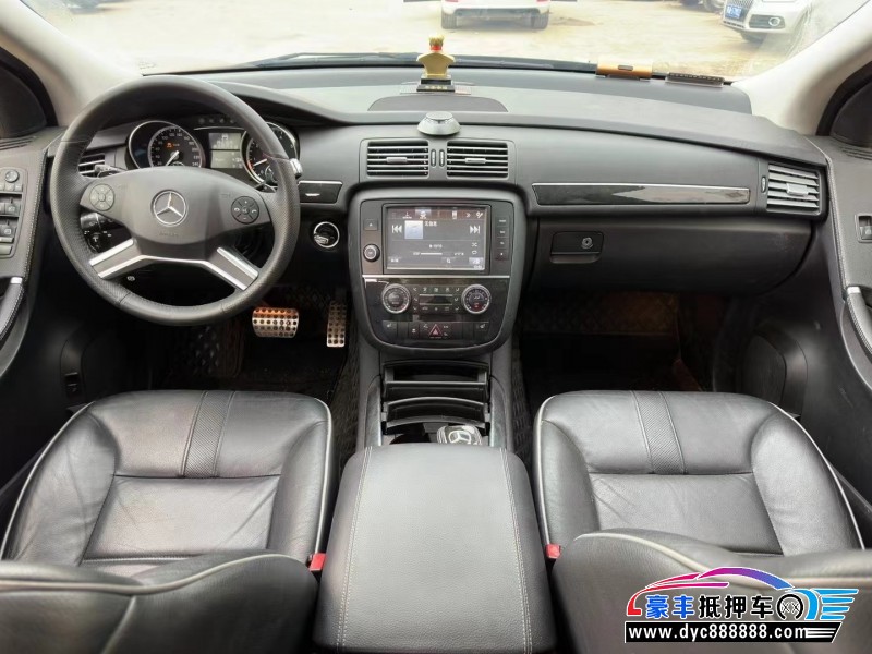 17年奔驰R轿车抵押车出售
