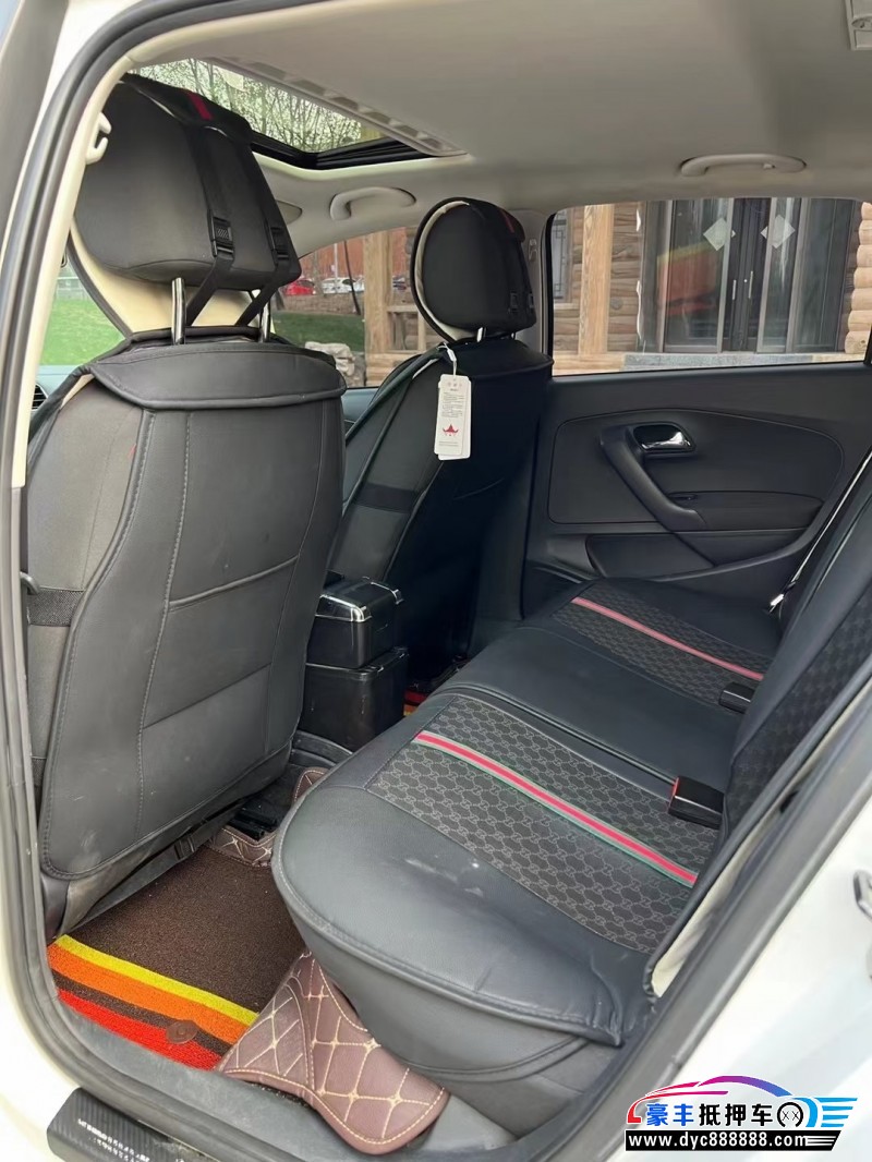 17年大众polo轿车抵押车出售