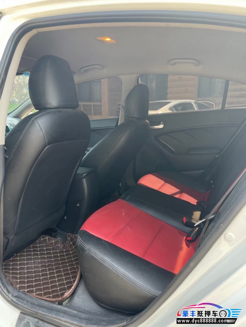 19年起亚K3轿车抵押车出售