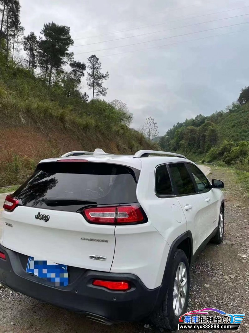 16年Jeep自由光SUV抵押车出售