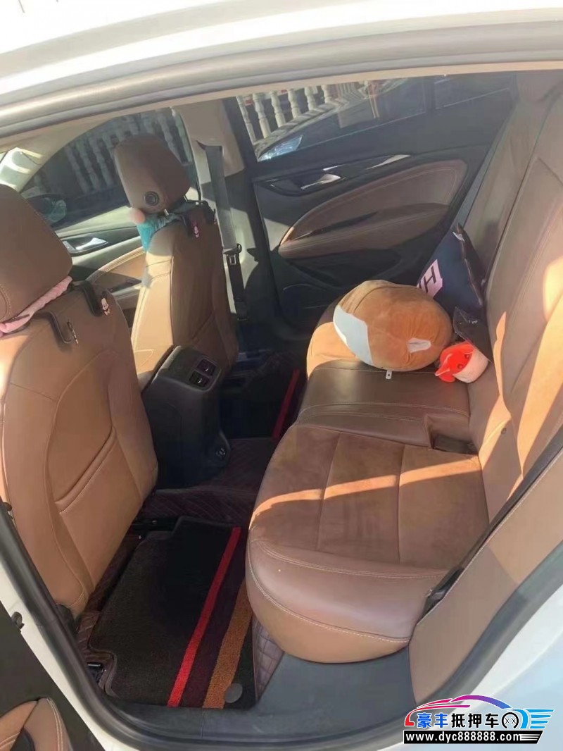 20年别克君威轿车抵押车出售