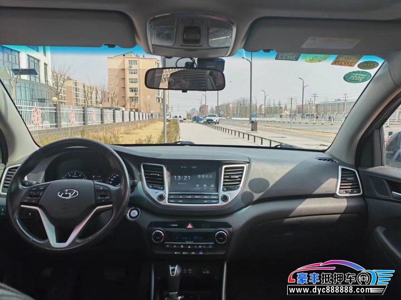 18年现代途胜SUV抵押车出售