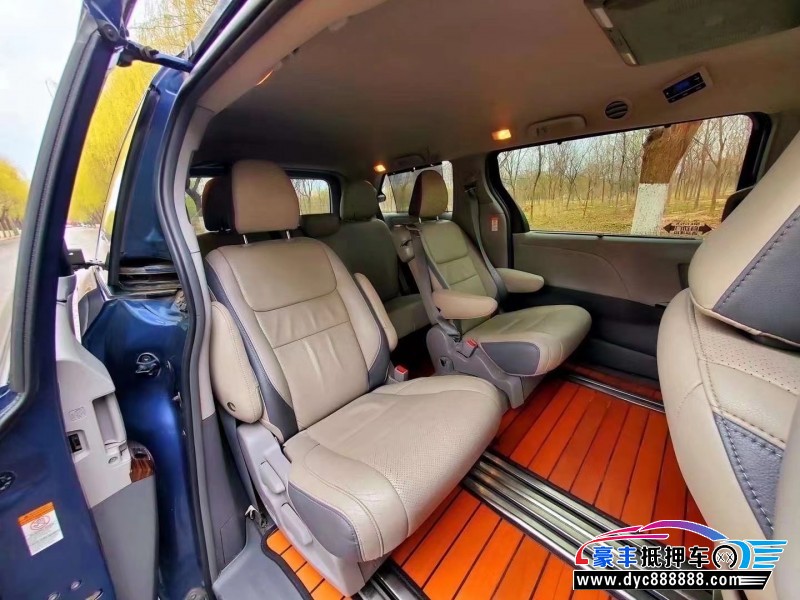 16年丰田塞纳SUV抵押车出售