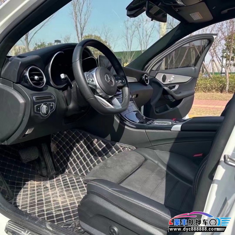 20年奔驰C级轿车抵押车出售