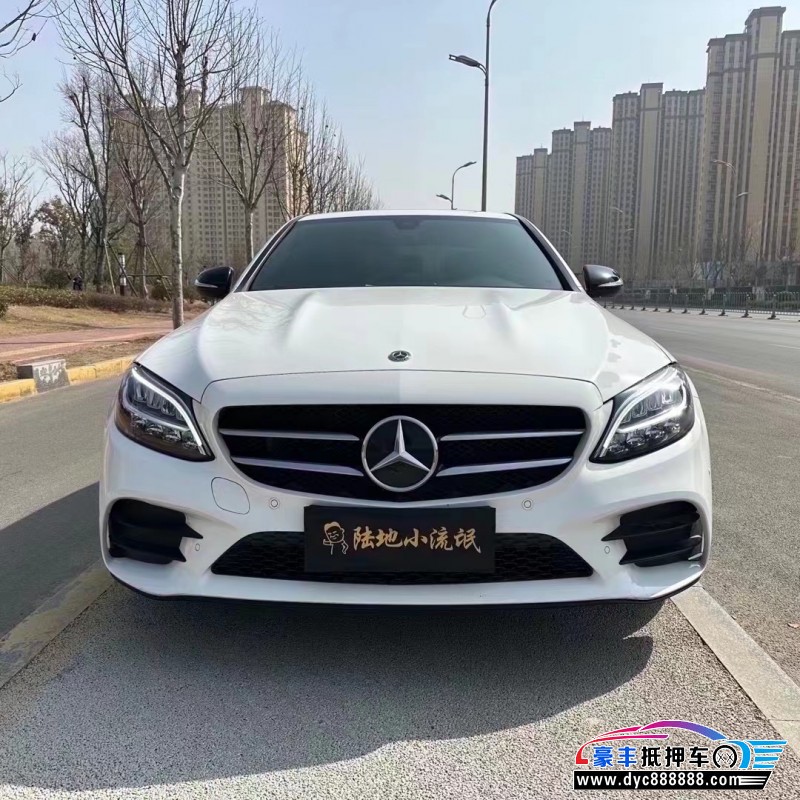 20年奔驰C级轿车抵押车出售