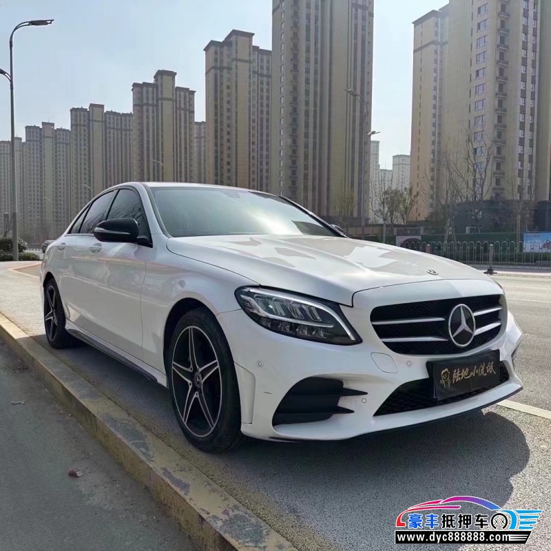 20年奔驰C级轿车抵押车出售