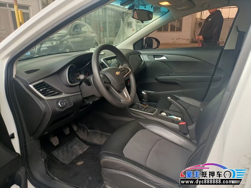 16年雪佛兰科沃兹轿车抵押车出售