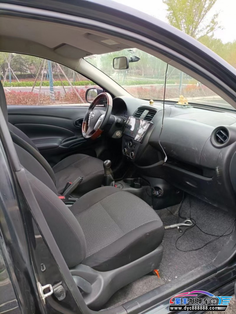 14年日产阳光轿车抵押车出售