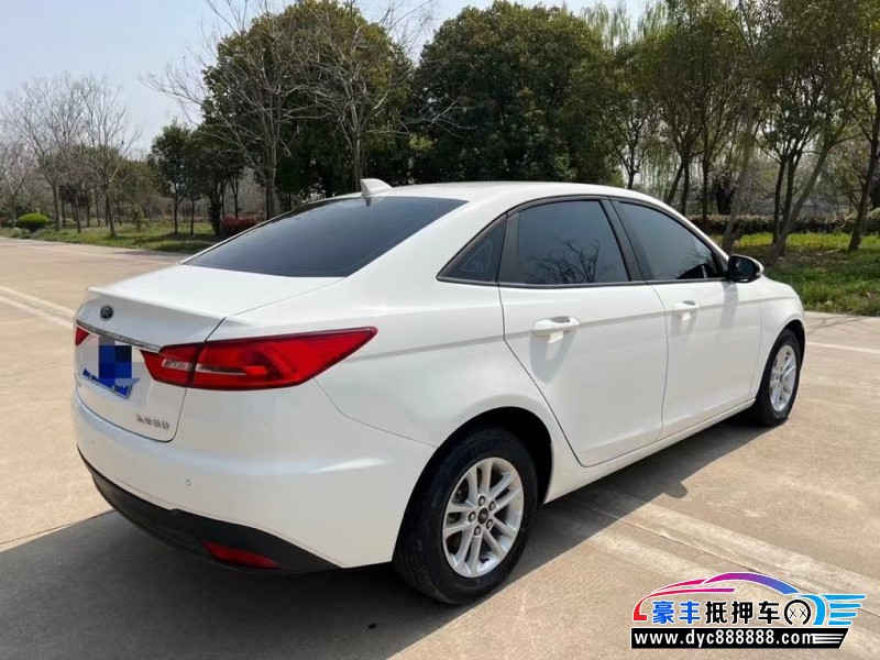 21年福特福睿斯轿车抵押车出售