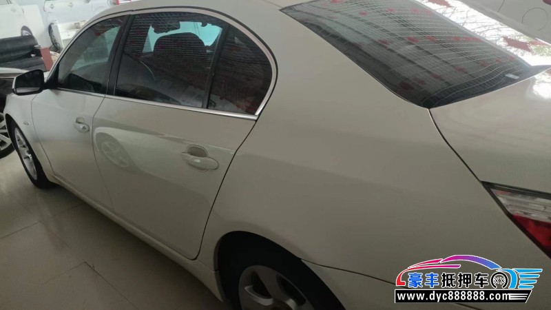 10年宝马5系轿车抵押车出售