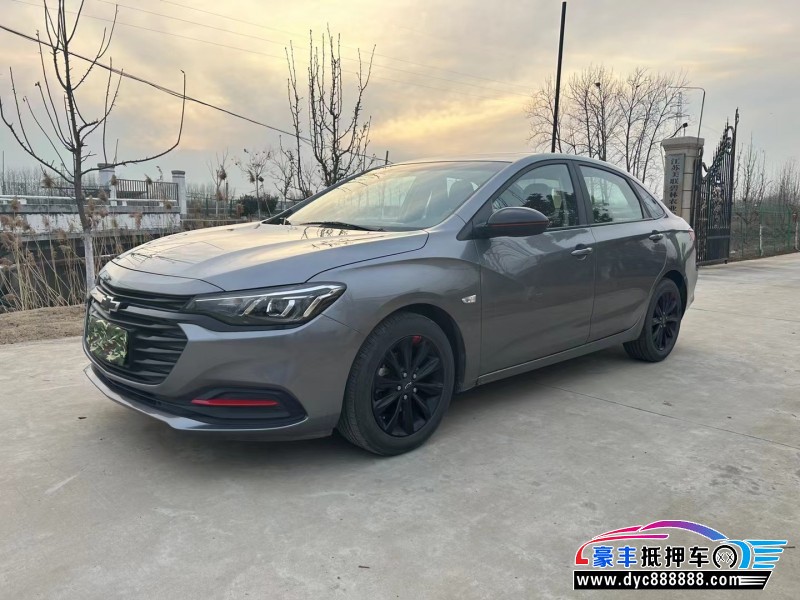 20年雪佛兰科鲁泽轿车抵押车出售