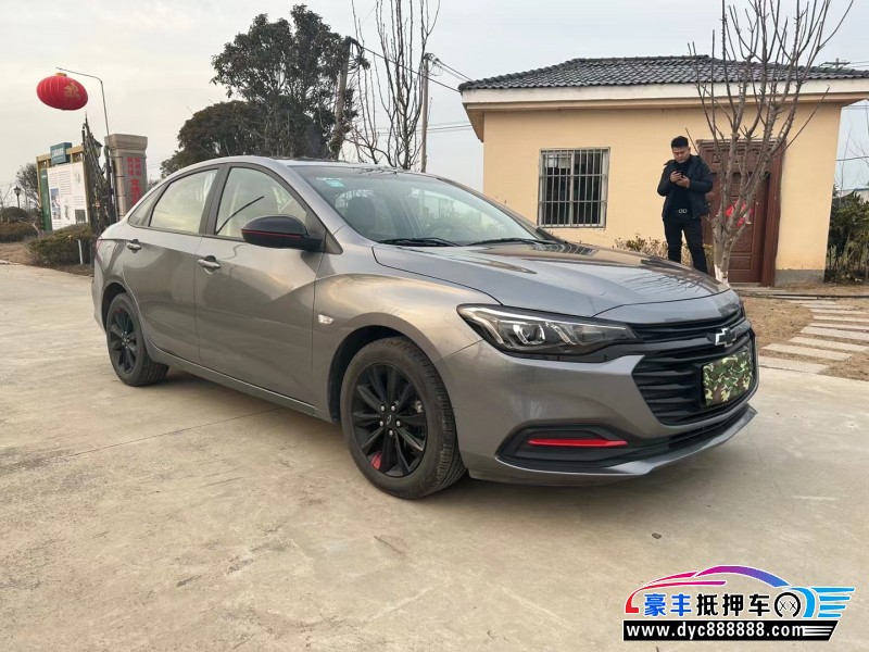 20年雪佛兰科鲁泽轿车抵押车出售