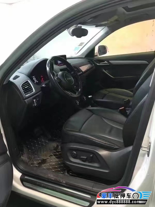 15年奥迪Q3轿车抵押车出售