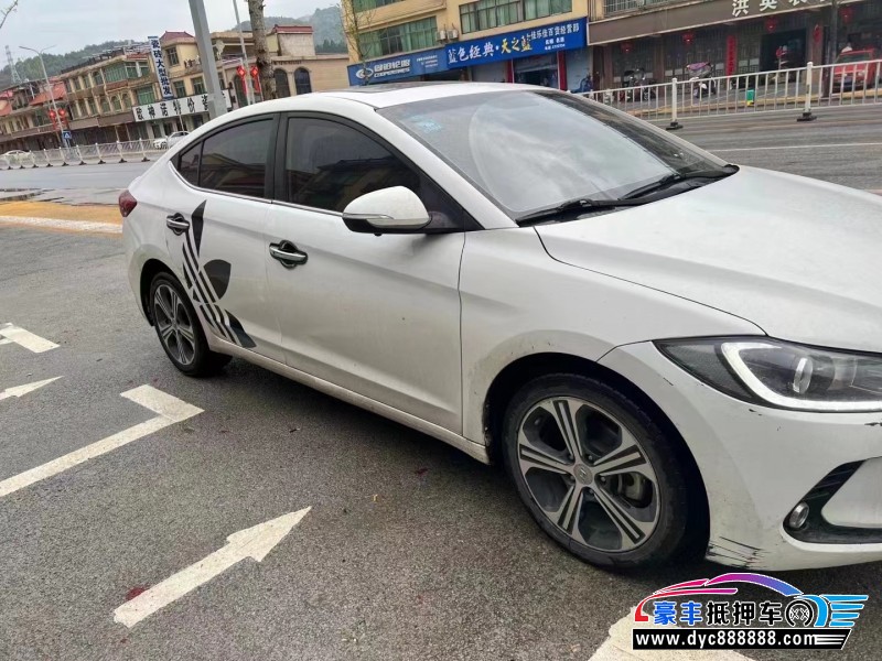 18年现代领动轿车抵押车出售