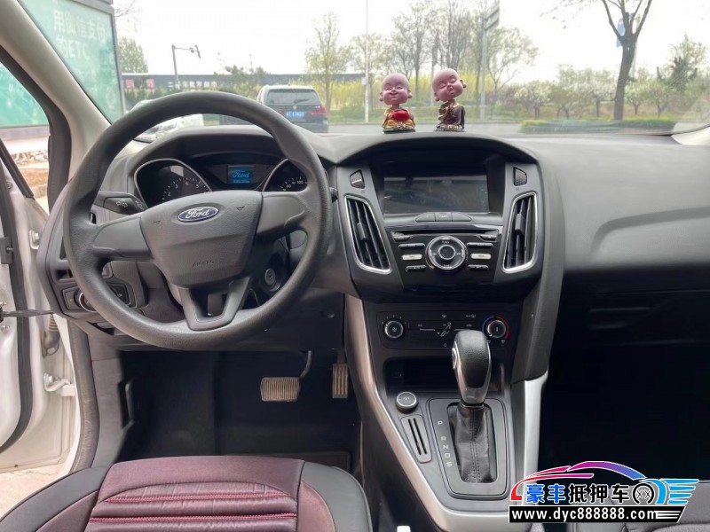 16年福特福克斯轿车抵押车出售