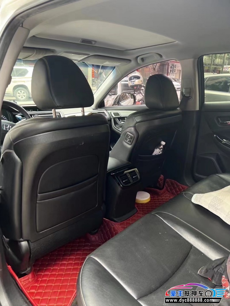 15年本田思铂睿轿车抵押车出售