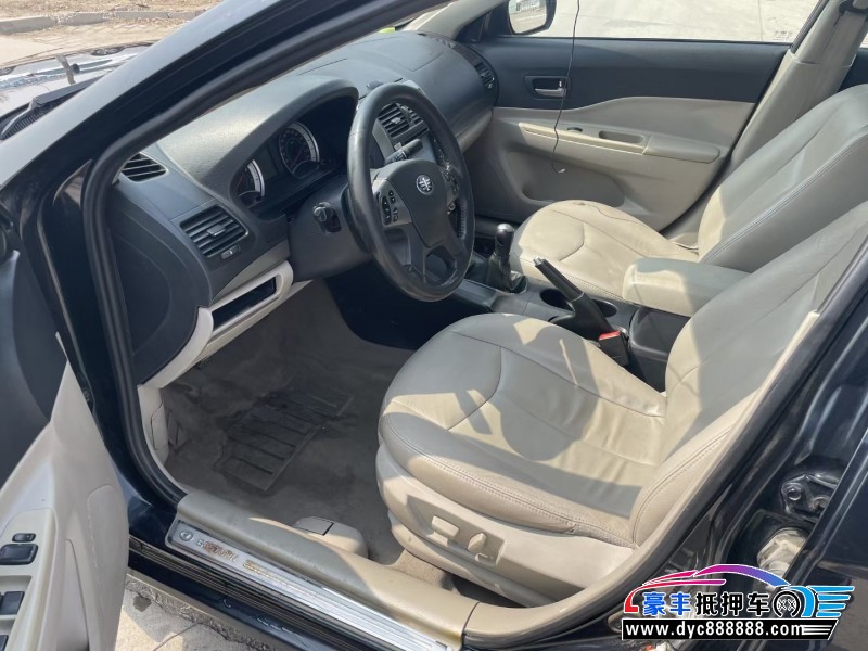 12年奔腾B50轿车抵押车出售