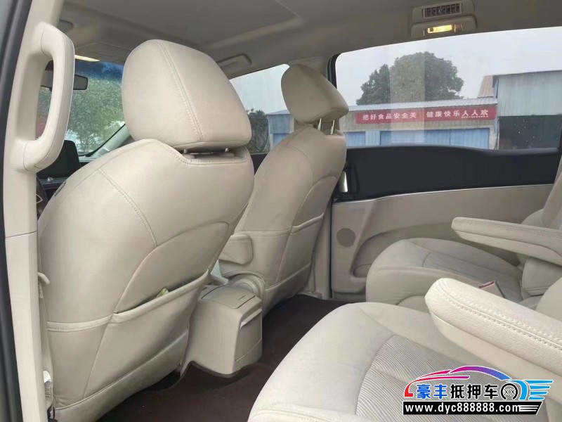 22年别克GL8MPV抵押车出售