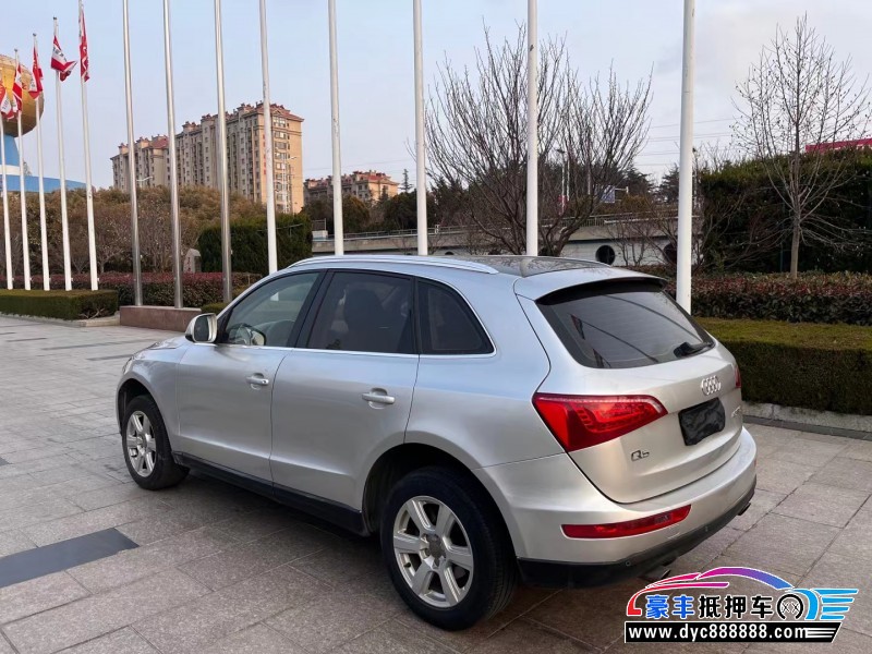 10年奥迪Q5轿车抵押车出售