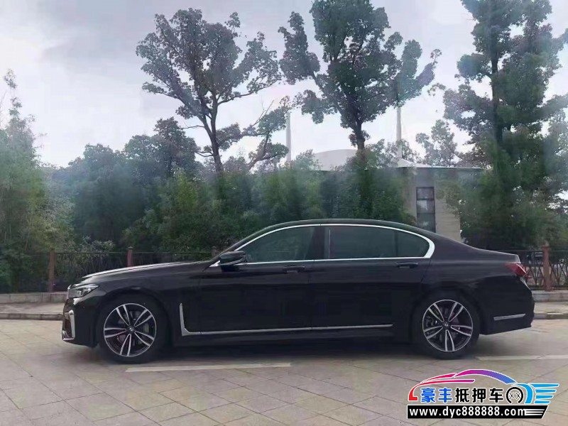 20年宝马7系轿车抵押车出售