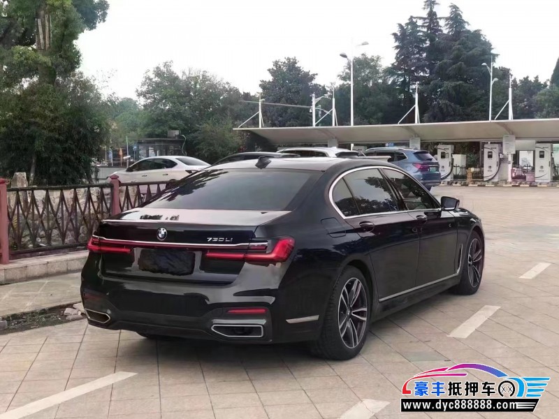 20年宝马7系轿车抵押车出售