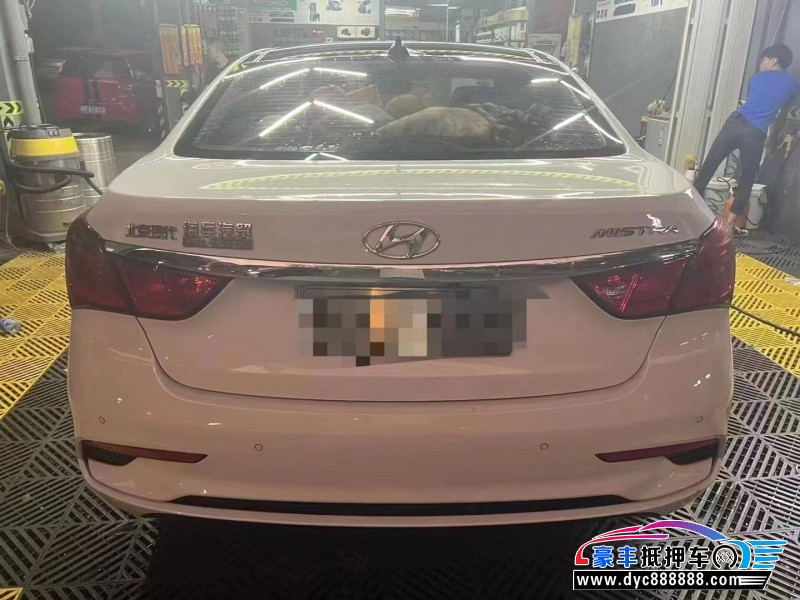 19年现代名图轿车抵押车出售