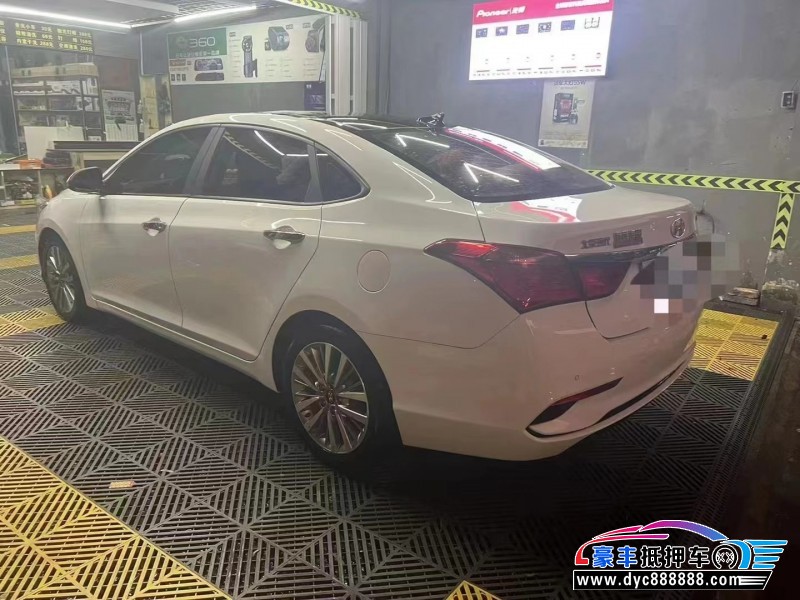 19年现代名图轿车抵押车出售