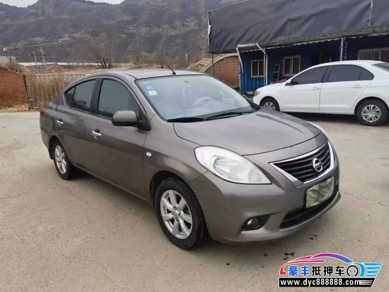 13年日产阳光轿车抵押车出售