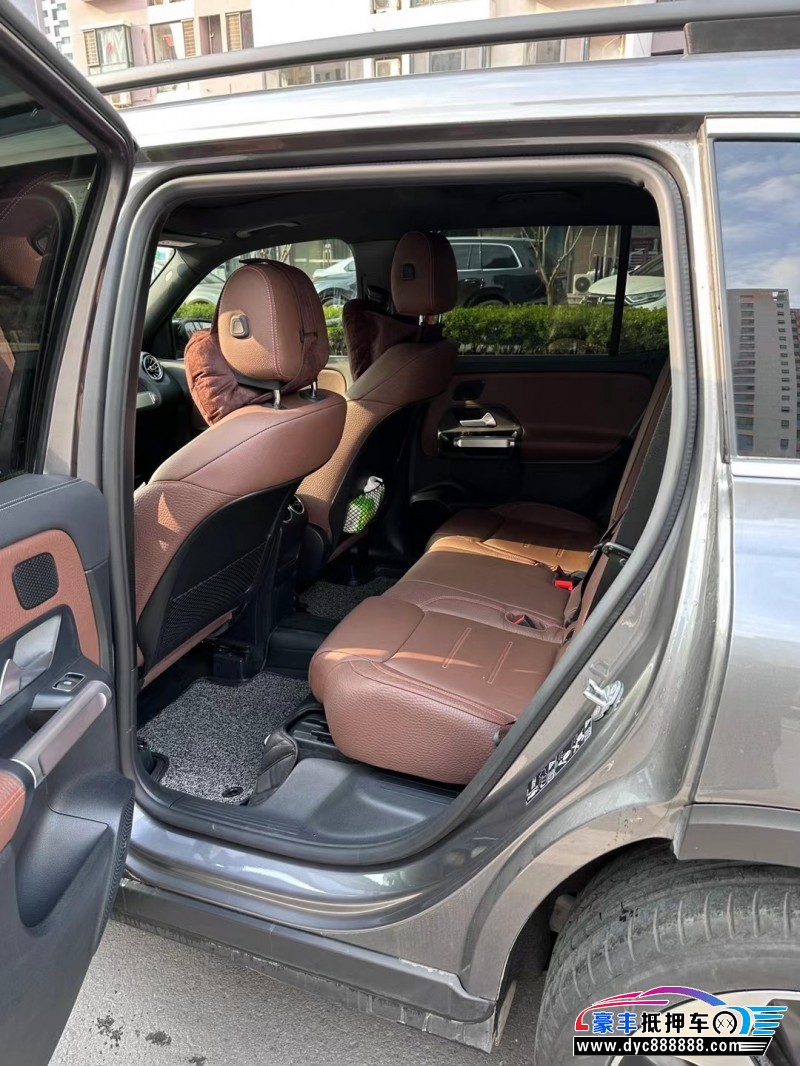 20年奔驰GLB轿车抵押车出售