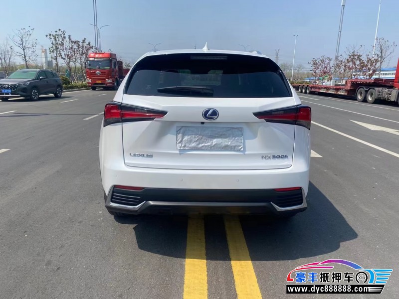 20年雷克萨斯NX轿车抵押车出售
