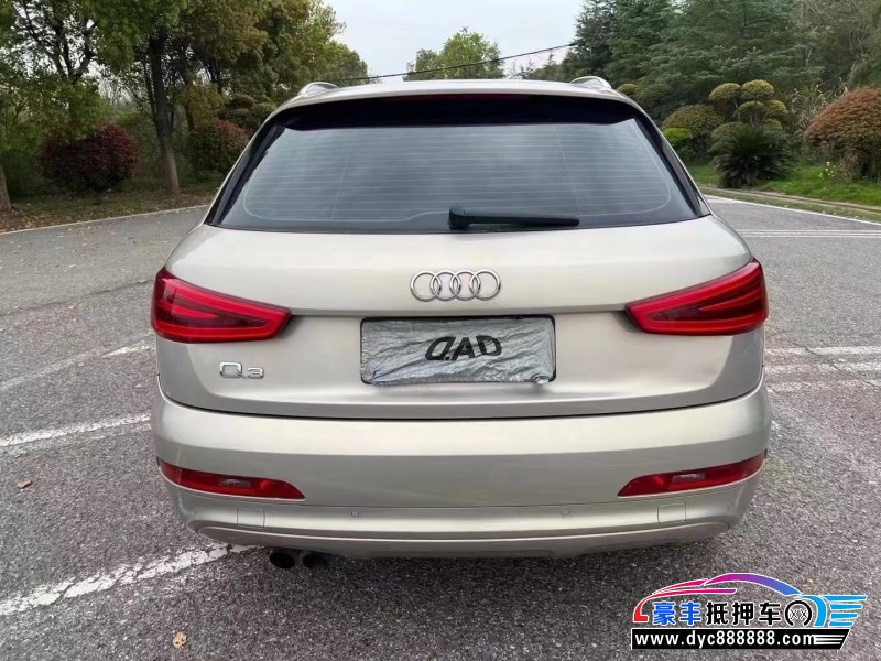 16年奥迪Q3轿车抵押车出售