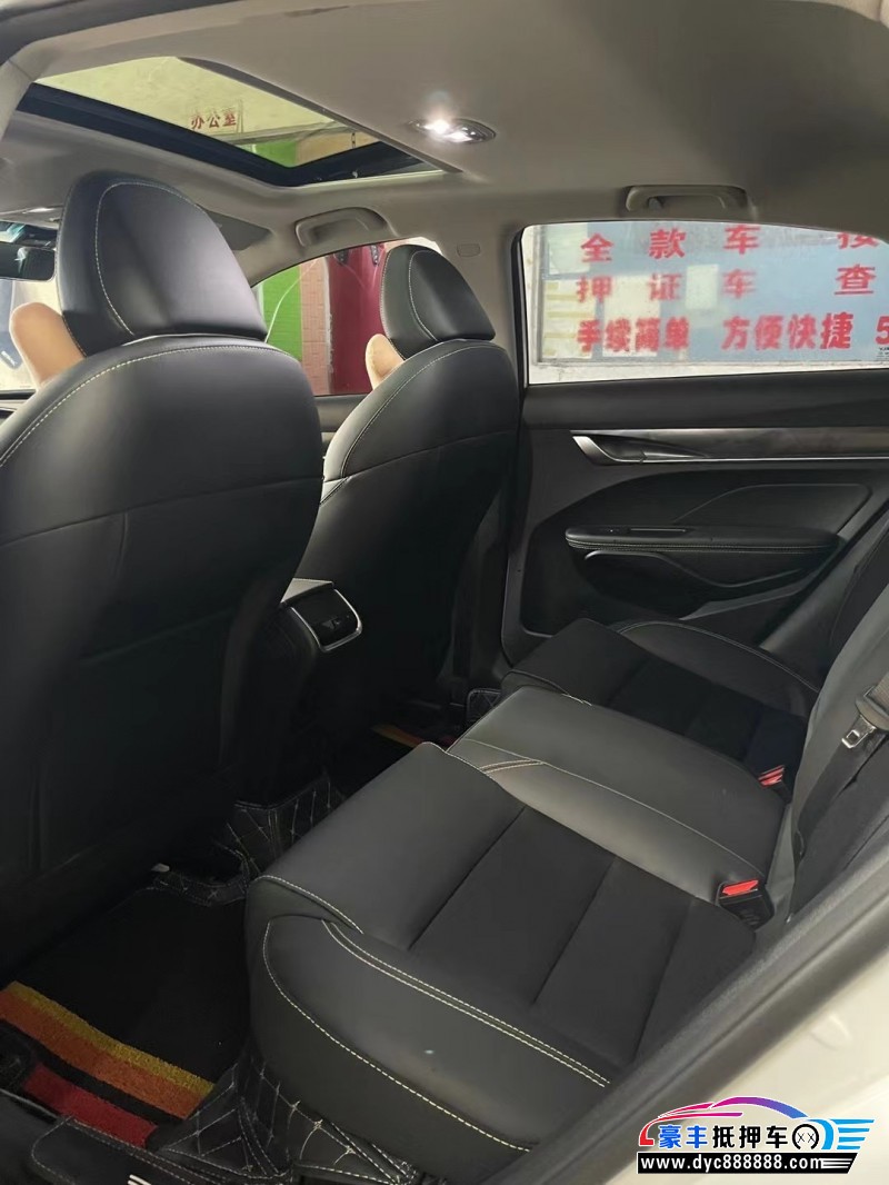 21年吉利缤瑞轿车抵押车出售