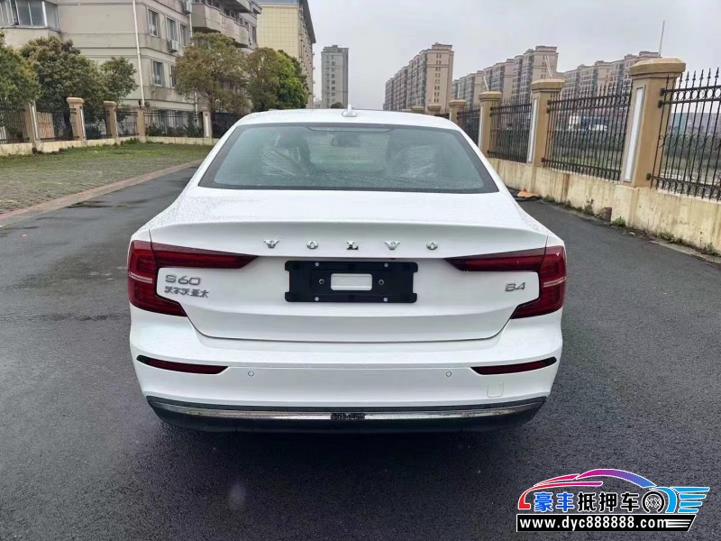 23年沃尔沃S60轿车抵押车出售