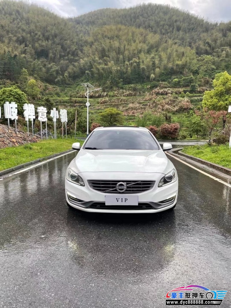 14年沃尔沃S60轿车抵押车出售