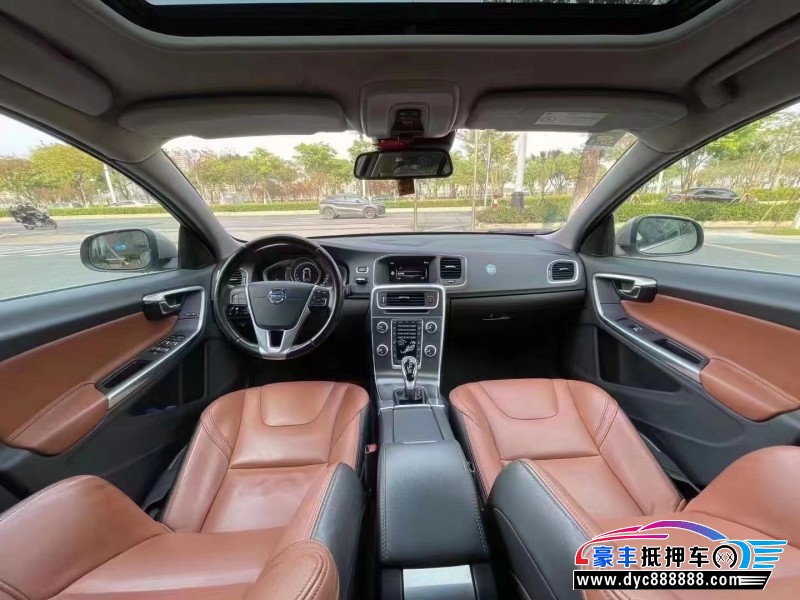 15年沃尔沃S60轿车抵押车出售