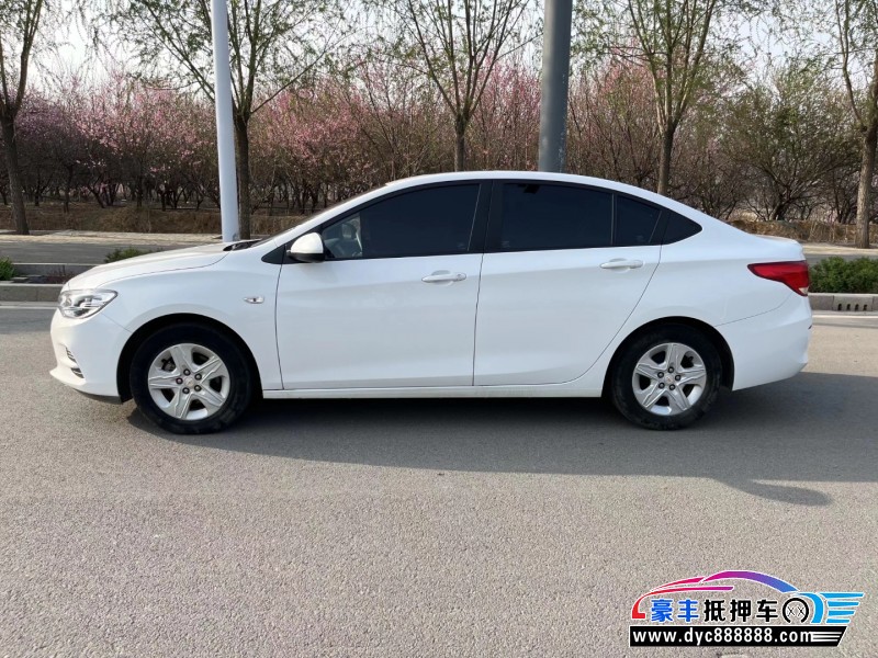 18年雪佛兰科沃兹轿车抵押车出售