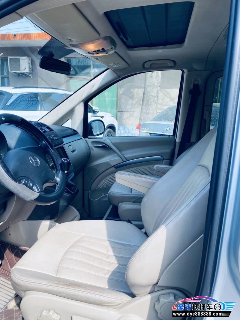 10年奔驰唯雅诺SUV抵押车出售