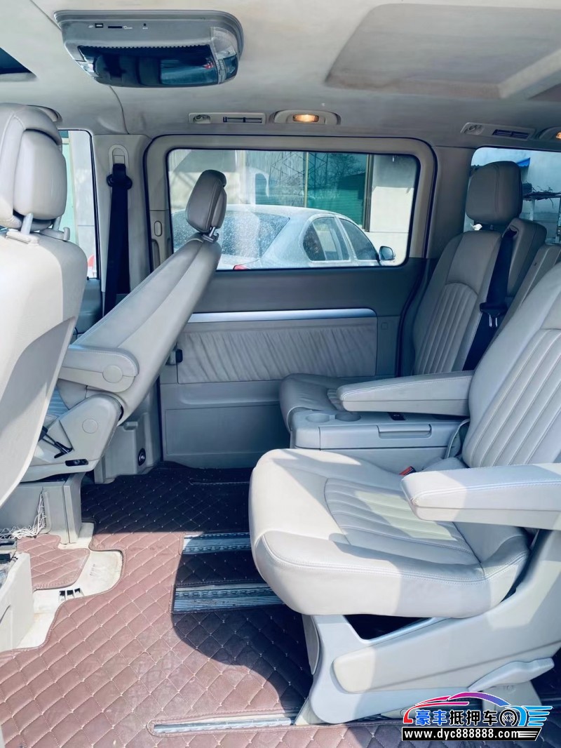 10年奔驰唯雅诺SUV抵押车出售