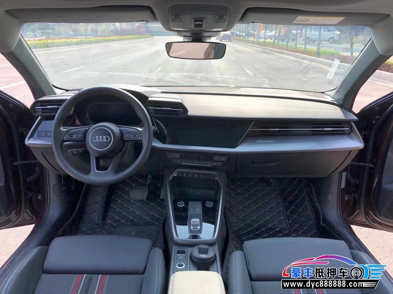 22年奥迪A3轿车抵押车出售