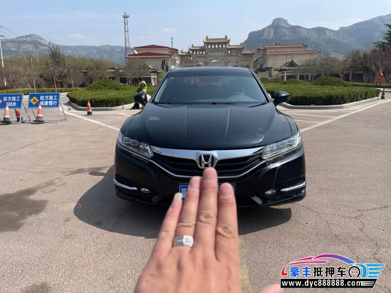 16年本田思铂睿轿车抵押车出售