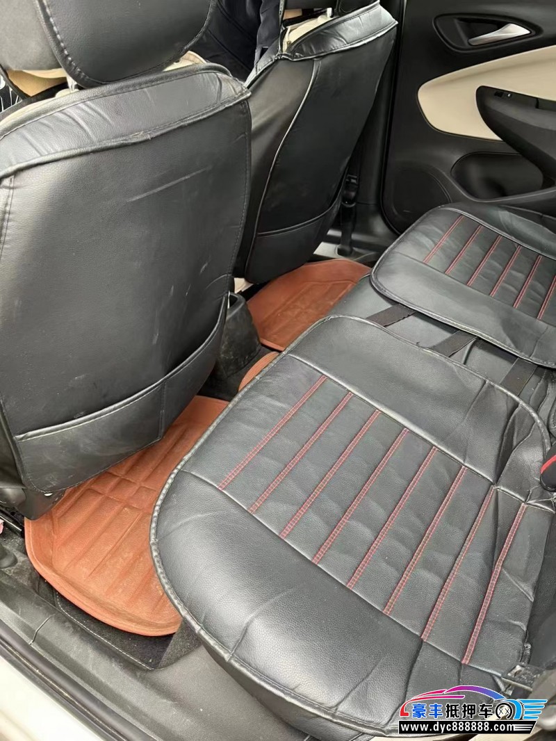 21年别克凯越轿车抵押车出售