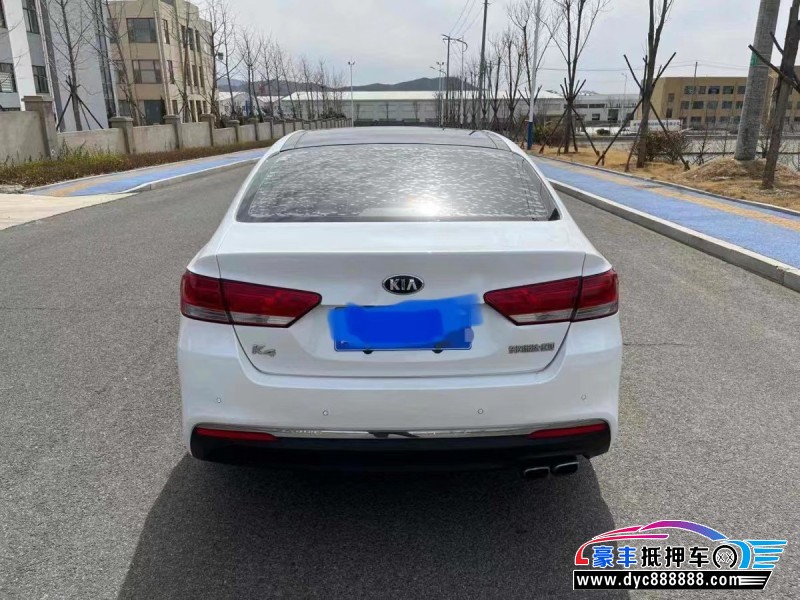16年起亚K4轿车抵押车出售