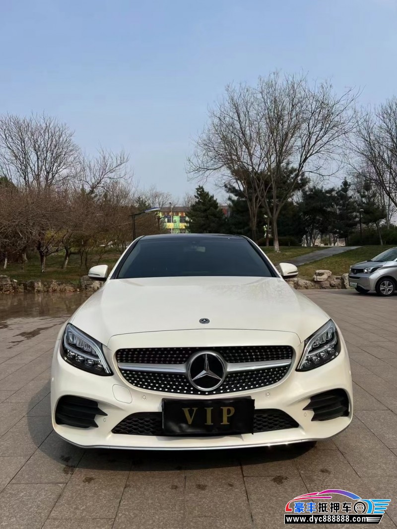 20年奔驰C轿车抵押车出售