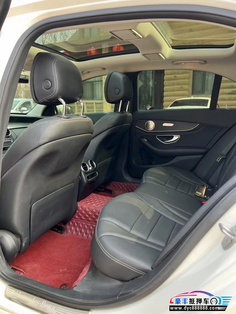 20年奔驰C轿车抵押车出售