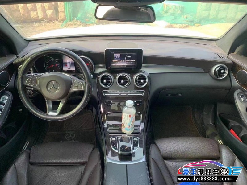 19年奔驰GLCSUV抵押车出售