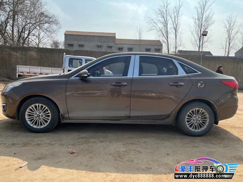 17年福特福睿斯轿车抵押车出售