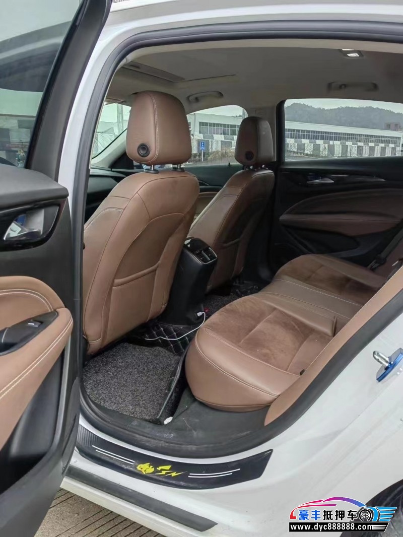 19年别克君威轿车抵押车出售