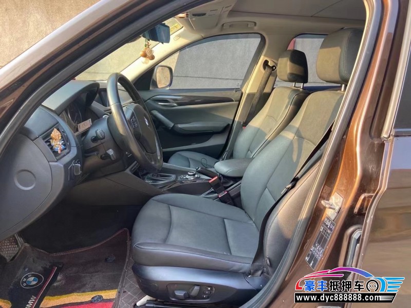 12年宝马X1轿车抵押车出售